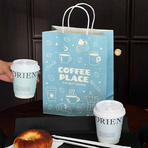 Sacs en papier kraft écologiques recyclables classiques personnalisés avec poignées pour l'emballage de café, de bubble tea et d'aliments - Product Image 4