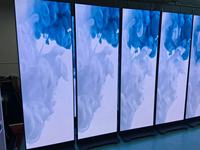 Afficheur LED vertical pour magasin de détail, léger, sur roulettes, avec WiFi, signalisation numérique, écran publicitaire LED intérieur