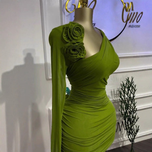 Robe mini moulante asymétrique à une épaule pour femme avec applique rose 3D, manches longues froncées, pour soirée, tendance - Product Image 4