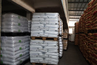 Granulés de polyéthylène basse densité LDPE L705 pour produits injectés, directement de l'usine