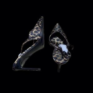 Sandalias de tacón alto para mujer, con punta fina, sin cordones, con hebilla, impermeables, antideslizantes, de cuero genuino, a la moda, para fiestas - Product Image 3