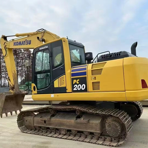 Excavadora de cadenas usada Komatsu PC200-7, peso operativo de 1.8 toneladas, modelo 2020, cucharón de 1.2m, bomba hidráulica Kawasaki, motor Hino - Product Image 1