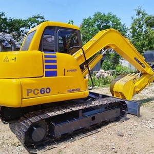 Disponibile Usato Komatsu 6 tonnellate PC60-7 PC60 PC60-8 Mini Escavatore Cingolato Idraulico Potente con Martello Demolitore e Tubazioni Ausiliarie - Product Image 3