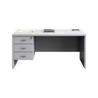 Bureau de direction moderne de luxe, écologique, réglable et automatique en acier, avec tiroirs rétractables et surface de travail confortable pour