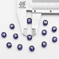 5 perles alphabet bleu foncé de 8 mm, perles d'espacement en verre, perles rondes double face avec lettres dorées A-Z pour la fabrication de bijoux DIY