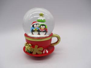 Decorazione personalizzata per la casa con globo d'acqua in resina 100MM babbo natale pan di zenzero Gnome Book pinguino coppia di angeli e stili musicali - Product Image 3