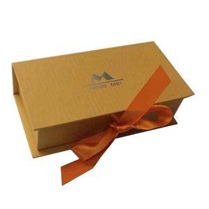 Bán buôn tùy chỉnh in tái chế sang trọng giấy cứng nhắc hình trái tim cấp thực phẩm sô cô la hộp quà tặng với chia - Product Image 2