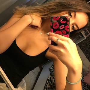 Collar Sencillo y Exquisito con Colgante de Corazón de Durazno en Aleación, Gargantilla Simple - Product Image 3