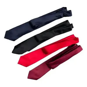 Set Regalo di Cravatte Fantasia in Poliestere da 7 Cm per Sposi, Padri e Occasioni Speciali - Product Image 3