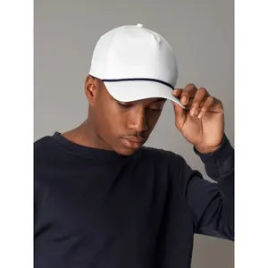 Cappellino da golf con dettagli in corda, merchandising sostenibile - Product Image 1