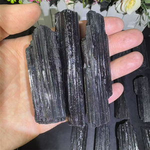 Kindfull Crystal Rough Stone Healing Pretty Black Tourmaline <span class=keywords><strong>Piedra</strong></span> cruda para Decoración - Product Image 1