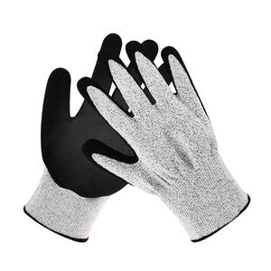 Gants anti-coupure Junmu avec doublure HPPE, résistance au coupure niveau 5, paume enduite, non jetables, résistants aux hautes températures - Product Image 2