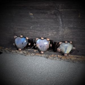 Bague en labradorite en forme de cœur, faite à la main, de qualité supérieure, tendance, style rétro, bijoux de mode pour femmes - Product Image 6
