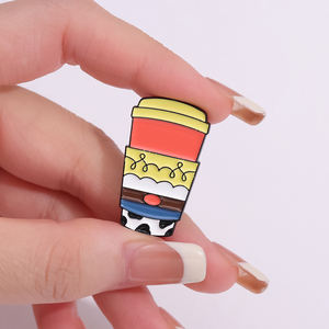 ملصقات كرتونية فنية، أكواب قهوة، دبابيس معدنية مطلية بالمينا الناعمة مخصصة ومضحكة للقبعات - Product Image 2