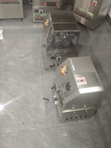 Stainless Steel 345 Roll <b>Juice</b> Extractor Motor Commercial Fruit Sugarcane Press <b>Machine</b> High Yield 220v/110v - Product Image 6