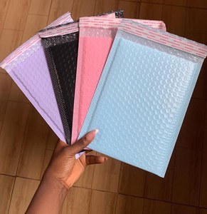 Enveloppes à bulles noires et roses 100 % biodégradables 4*7 6*9 pour expédition, sacs d'emballage rembourrés avec bulles, vente en gros - Product Image 2