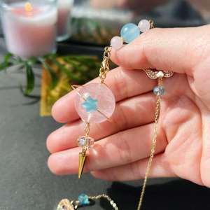 뜨거운 판매 장미 석영 구 크리스탈 요술 진자 자동차 교수형 DIY 목걸이 마스코트 테마 치유 돌 선물 아이디어 - Product Image 3