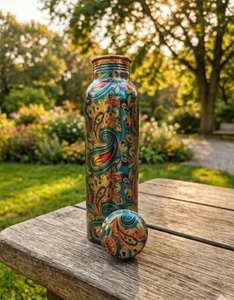 Bouteille d'eau écologique en cuivre pur avec motif de géométrie sacrée gravé, logo personnalisé pour les voyages et les activités de plein air - Product Image 4
