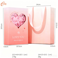 Boîte en papier de luxe magnétique en forme de livre avec fenêtre en forme de cœur et insert en mousse EVA pour emballage de bijoux, fleurs, Saint-Valentin et mariages