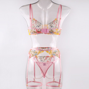 Ensemble de lingerie trois pièces sexy pour femme, style débardeur, avec soutien-gorge transparent jaune à motif floral champêtre, <span class=keywords><strong>porte</strong></span>-jarretelles et string, à maintien supérieur fin - Product Image 6