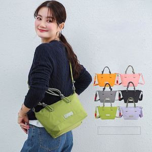 Nuevo Estilo 2026, Bolso Bandolera Impermeable de Nailon con Cierre, Diseño Único, Estilo Coreano, Moda de Verano - Product Image 2