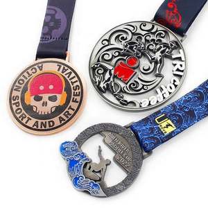 Medallas Deportivas Personalizadas de Aleación de Zinc con Diseño 3D Dorado para Maratón 5K, Fútbol, Taekwondo, con Cinta - Product Image 1