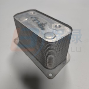 Volvo <b>Radiator</b> 04252961 For Ec210c Ec210b Ec240c Heavy Duty Trucks Replacement Part - Product Image 3