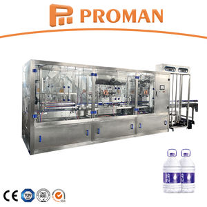 Machine de <span class=keywords><strong>remplissage</strong></span> automatique 3-en-1 de type linéaire 5L 10L pour eau minérale pure - Product Image 1