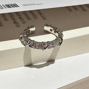 แหวนเงินแท้ S925 ดีไซน์เก๋ ทันสมัย สไตล์วินเทจ หรูหราเบาๆ ประดับเพชรซิคอนทรงตัวเลข - Product Image 5