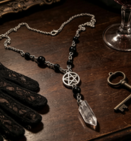 Collier Pendentif Gothique Vampire Lune Noire pour Femme, Bijou Tendance Style Sombre, Accessoire de Mode