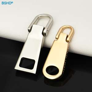 Herrajes para Bolsos, Tirador de Cremallera Metálico Dorado Claro Personalizado, 3 Deslizadores de Cremallera Plateados Brillantes # 3 Tiradores de Cremallera en Blanco para Cremalleras Metálicas y Bolsos - Product Image 3