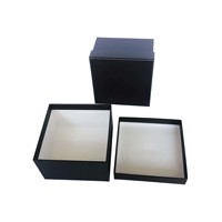 Boîte cadeau carrée noire de luxe personnalisée, doublure en éponge, laminage mat, carton recyclé écologique pour bijoux, cosmétiques, soins de la peau