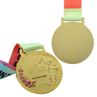 Médailles de gymnastique rythmique en alliage de zinc émaillé, motif fleur de cerisier 3D en relief doré, pour académie de danse et sports