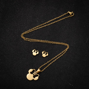 Ensemble de bijoux pour femmes, collier et boucles d'oreilles en acier inoxydable plaqué or 18 carats PVD, motif <span class=keywords><strong>Minnie</strong></span> Mouse et Mickey, sans ternissement - Product Image 6