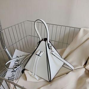 Spring New Fashion Lady Animal Prints Single Strap Zipper PU Water Resistant Portable <b>Triangle</b> Shoulder Messenger Tanjing - Product Image 4