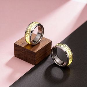Cincin Pasangan Stainless Steel Detak Jantung Bercahaya ECG Sederhana Fashion Perhiasan Fluoresen untuk Wanita dan Pria - Product Image 5