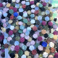 Großhandel Natürliche Gemischte Kristall-Rosenblüten Kristallornamente Original Halbedelstein für Valentinstag Hochzeitsgeschenk