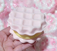 Jouet anti-stress tendance en forme de gâteau gaufre coloré, en PU réaliste, à remontée lente, souple et sensoriel, cadeau de bureau original