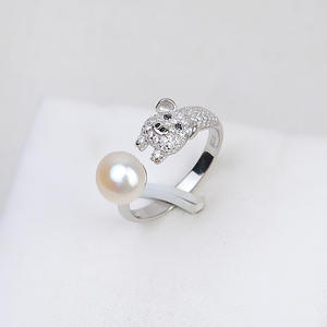 Bague ajustable artisanale en argent S925 pour femme, motif cochon du zodiaque, perle Wenchi, modèle 17024, bijoux pour sublimer votre style - Product Image 1