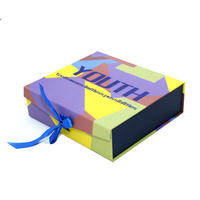 Boîtes en carton pliables personnalisées avec logo pour chaussures, vêtements, sous-vêtements, boîte cadeau noire avec fermeture magnétique à rabat et ruban
