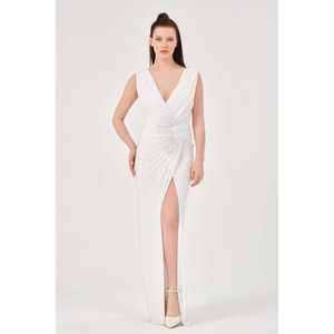 ชุดราตรีผ้าซาตินสีขาวหรูหรา คอวี ผูกเอวแบบธรรมชาติ - Product Image 4