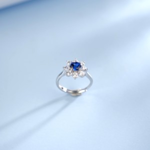 <b>925</b> <b>Silver</b> Sapphire <b>Ring</b> <b>with</b> Round Bright Cut Diamond Claw Set in Romantic Style - Product Image 3