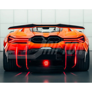 Diffuseurs de pare-chocs arrière en fibre de carbone sèche style DK avec éclairage LED pour Lamborghini Revuelto - Product Image 2