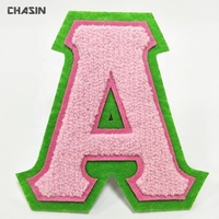 Patchs en chenille brodés sur mesure avec lettres grecques universitaires, en forme de fleur, lettres grecques en chenille personnalisées