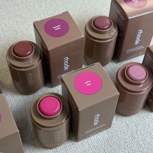 Stick Blush Multifunzione Hailey per Labbra e Guance, Nuovo Colorante per la <span class=keywords><strong>Pelle</strong></span>, Formato Regolare, Tanline - Product Image 3