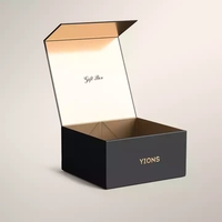Boîte d'emballage en papier kraft personnalisée pour les fiançailles en amour friandises à la fraise chocolat doux gaufré avec crème pour le visage