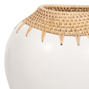Vaso in ceramica moderno con bordo intrecciato per decorazioni da soggiorno e complementi d'arredo - Product Image 4