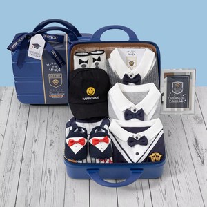 Set Regalo per Neonati Stile College, Multi-pezzo, in Cotone Morbido Spazzolato, Completo Bicolore Blu per Primavera e Autunno - Product Image 1