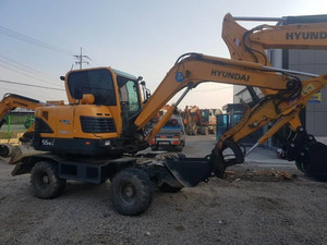 รถขุดตีนตะขาบมัลติฟังก์ชั่นแบบเกาหลี HYUNDAI 55-7ของแท้รถอเนกประสงค์ - Product Image 5