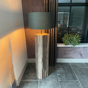 Lampadaire rustique en bois de récupération fait main avec abat-jour en tissu pour chambre, salon et décoration intérieure - Product Image 2